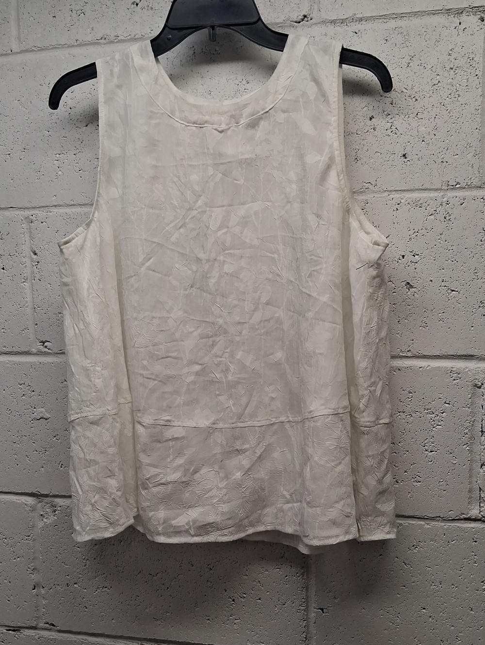 NWOT Womens Simply Vera Vera Wang White Sleeveless Tank Tip